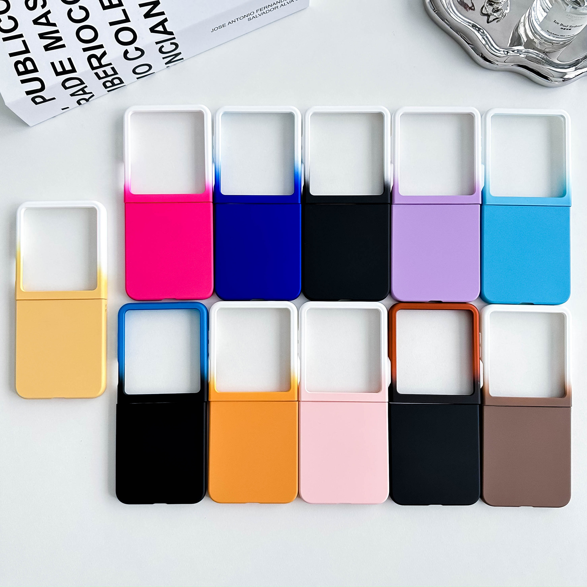 Ins Spray Gradient Skin-Feel Large Window Suitable for Samsung Galaxy Zflip 40% off Stacked Screen Anti-Fall Mobile Phone Case Ins Style