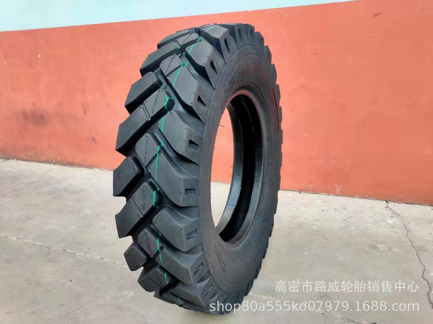 8.25-16  挖沟机轮胎 轮式挖掘机轮胎  8.25-20 工程机械轮胎