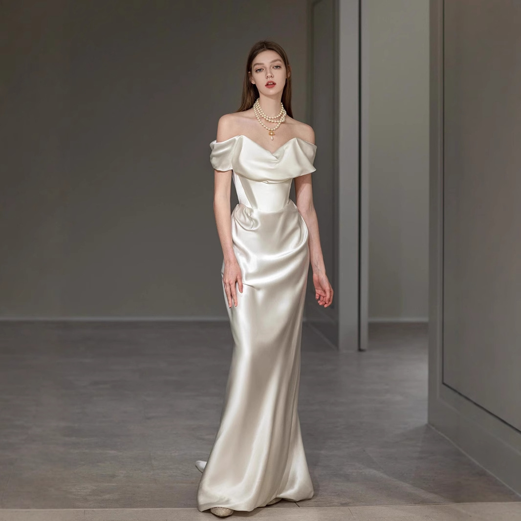 一字肩吊带轻婚纱2025新款春夏季韩版新娘白色敬酒服宴会晚礼服裙