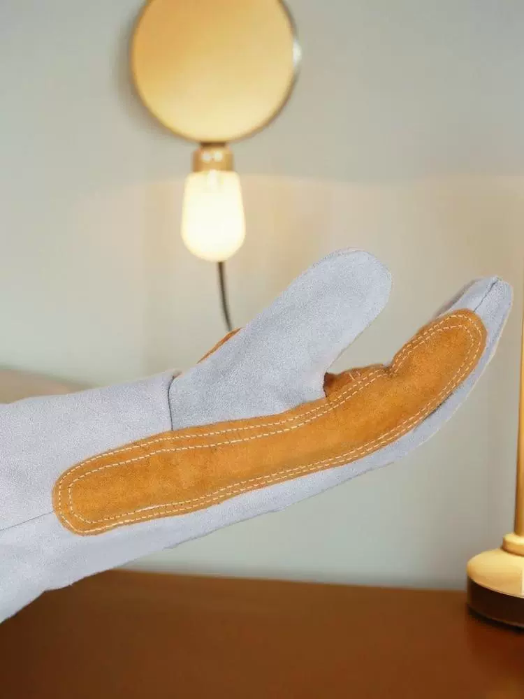 Двухслойные сварочные перчатки из воловьей кожи с длинными рукавами и защитной сварочной изоляцией, износостойкие перчатки для аргонодуговой сварки на верфи