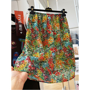 ����С�黨�s������ȹŮ�ļ�����ѩ��ȹ�r�о޺ÿ����A�ֶ�ȹ��