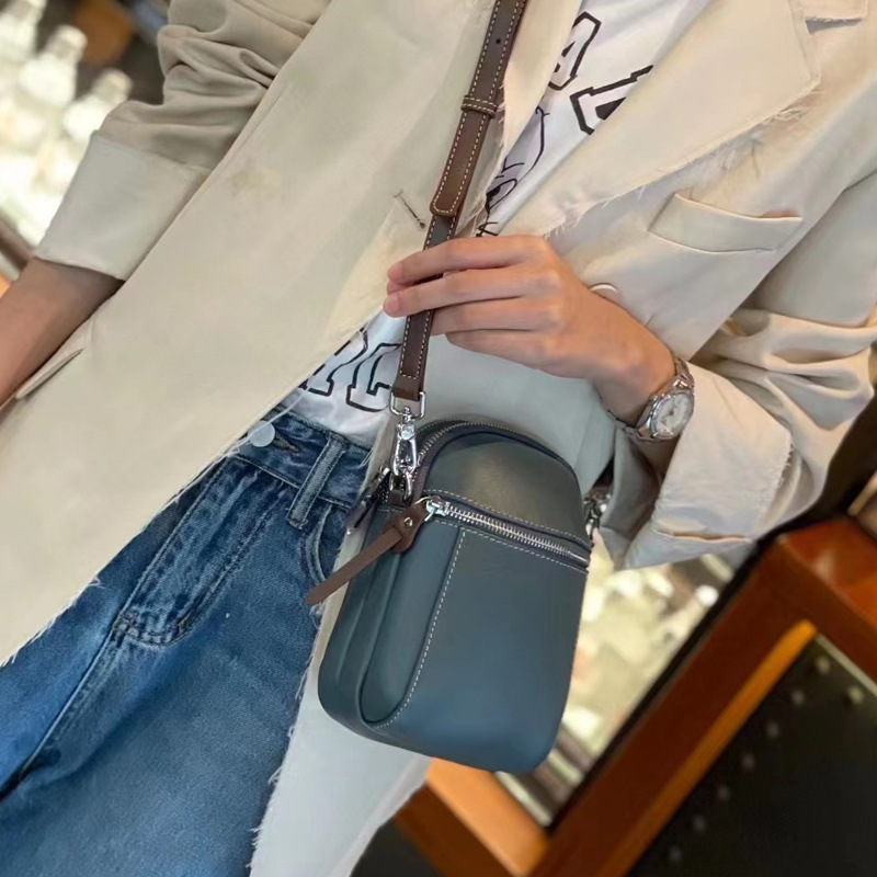 레이크 블루 (소 가죽)