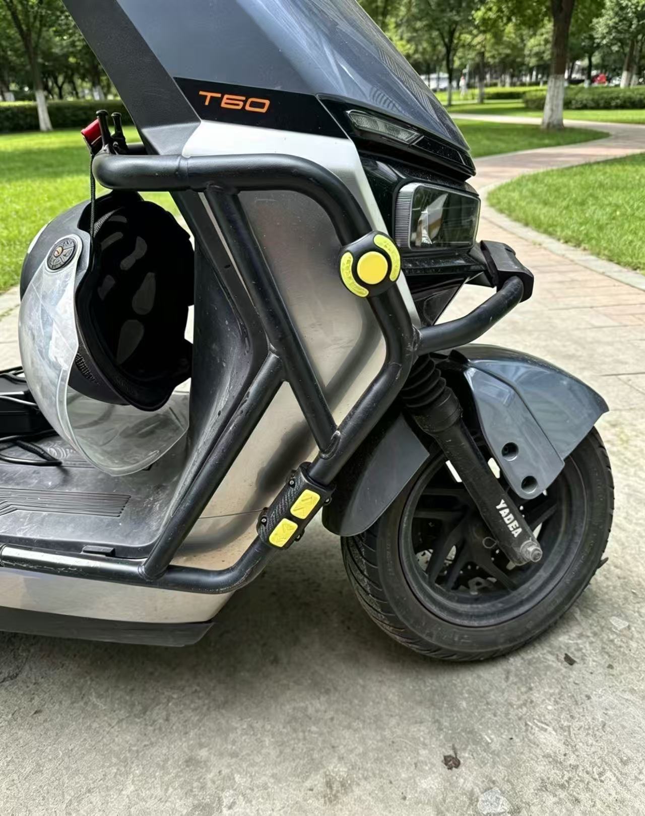 Electric vehicle anti-collision block guard bar reflective anti-collision cover 22mm/25mm accessories for Yadi, Aima, and Ninebot electric vehicles