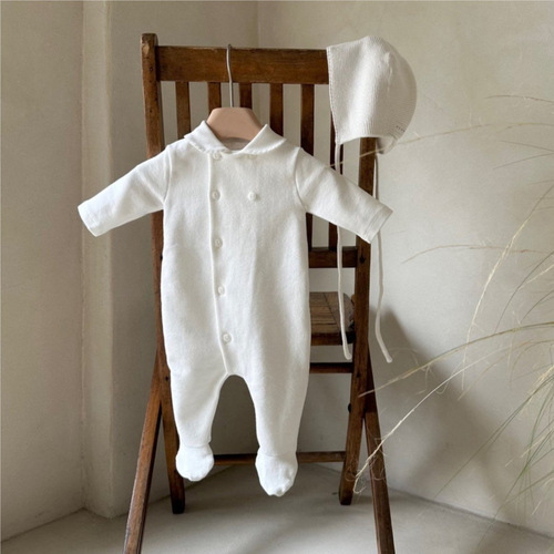 Newborn Spring Clothing—Class A Baby Small Lapel Open-Chest Single-Row Button Long Romper with Footed Onesie and Bib-style Overalls