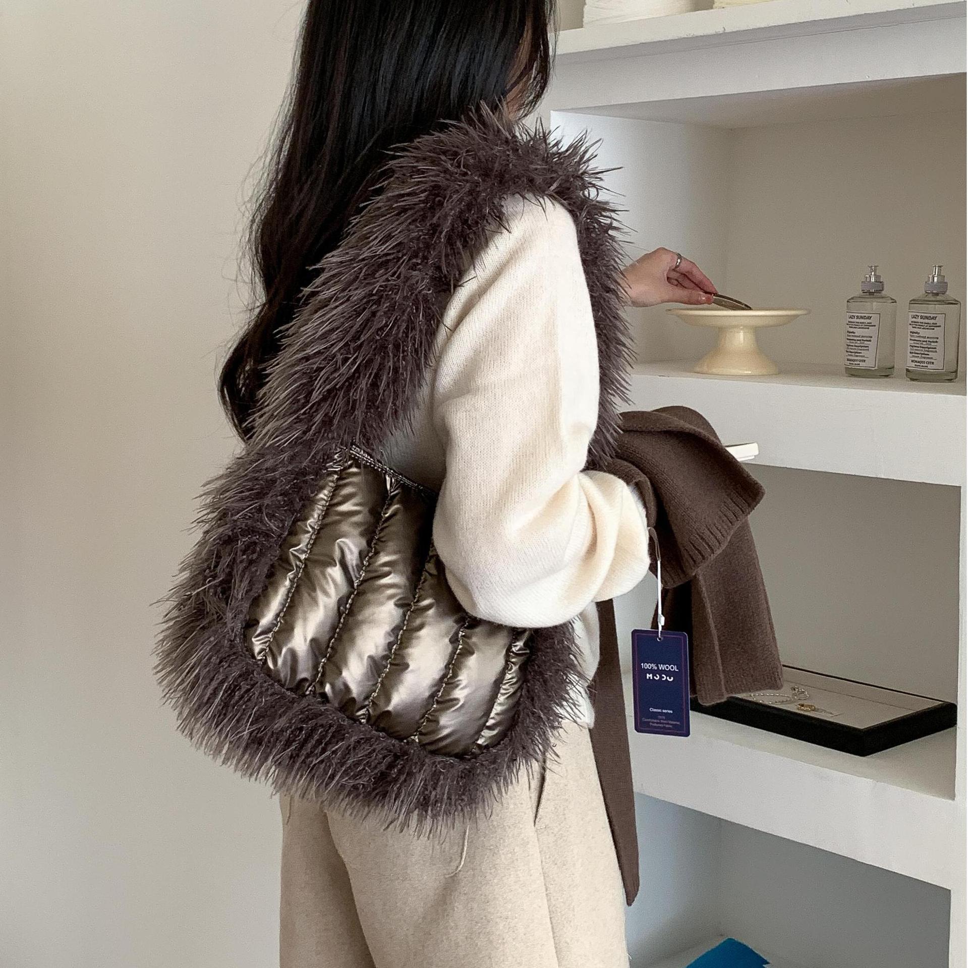 Plüschpullover für Damen im Herbst-Winter-Stil, mit raffiniertem Patchwork-Design, hochwertig gesteppt, modisches Crossborder-Design für Damen._voghion.com