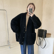 羊羔毛外套女新款仿皮草外套秋冬季加厚中长款羊剪绒V领开衫大衣