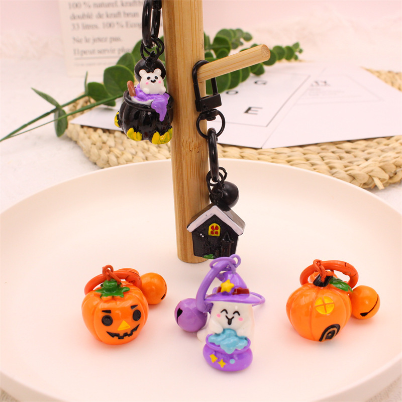 ハロウィーンのカボチャの幽霊のキーホルダーの小さいペンダントのかわいい漫画の学生のカバンは小さい贈り物の子供の贈り物を飾ります。|undefined