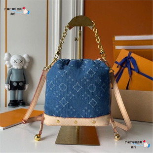 Noe purse����togo�^��ţƤŮ���ٴ��n�涼�к��s�W�t����ƤˮͰ