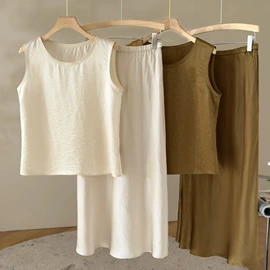 小西装;半身裙;女式衬衫