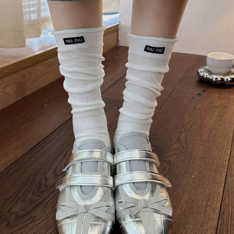 灰色芭蕾风堆堆袜女春秋款小腿袜miu系字母布标长筒袜配靴子长袜|undefined