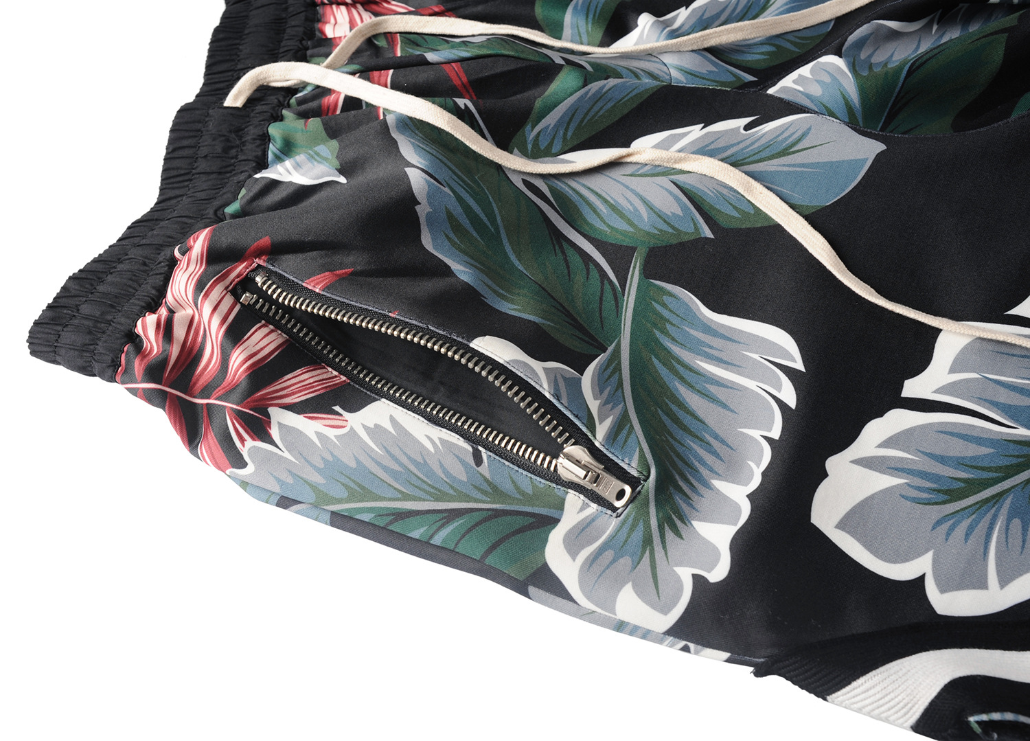 Title 9, Vintage Casual Loose Fitting Floral Leaf Shorts...