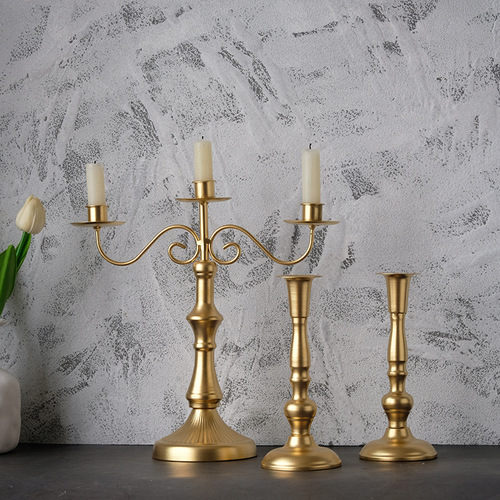Home Dining Table Accent Candlelight Dinner Gold Candlesticks European Light Luxury Candle Holders Wedding Props Decorations