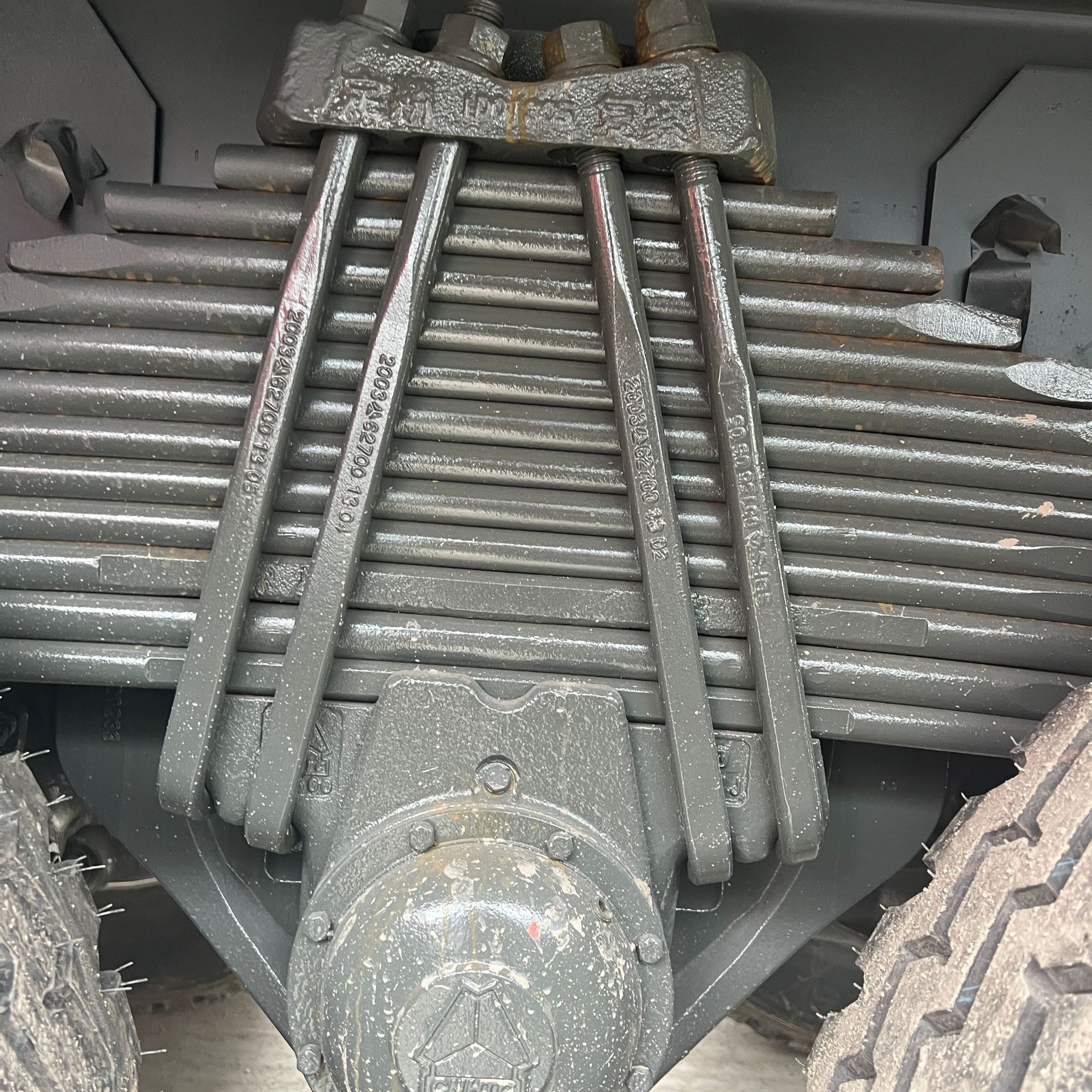 Supply of Overseas Howo Eight-Wheel Dump Trucks, Truck Transport Vehicles, Tractors, Semi-Trailers, Rear-Dump Self-Unloading Vehicles