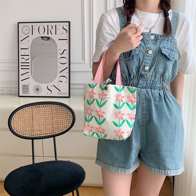 75g Weight Magnetic Buckle Closure Type Top Handle Strap Type Handbag Bags Type Casual Occasion Canvas Material Flower Pattern Spring&Summer Season Women's Gender Vacation Style Square Shape Women's Canvas Flower Vacation Square Magnetic Buckle Handbag 47