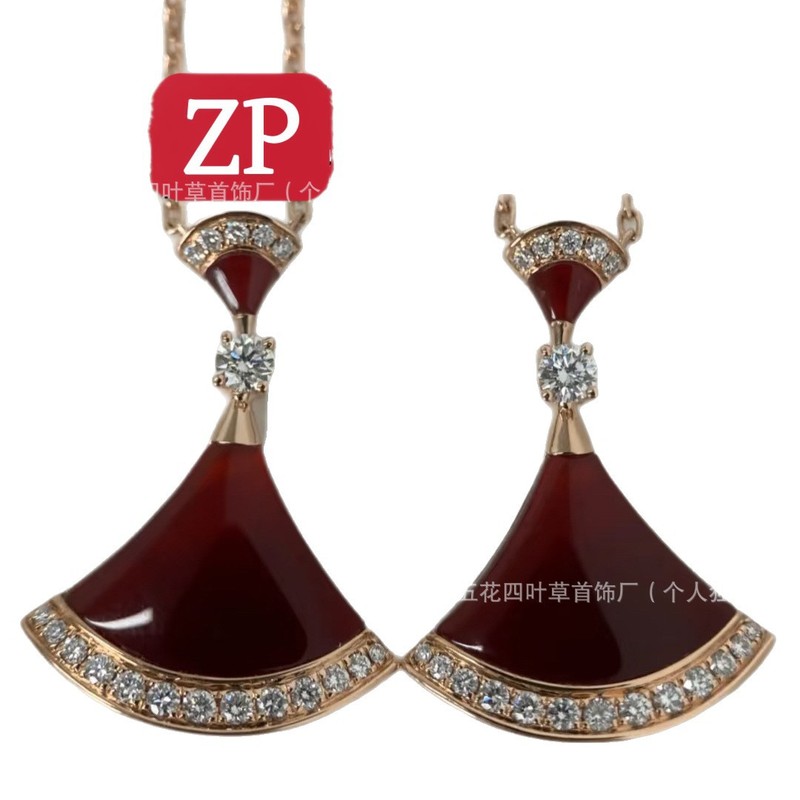 高版本V金小裙子项链女天然白贝母扇子吊坠小众轻奢红玉髓锁骨链|undefined