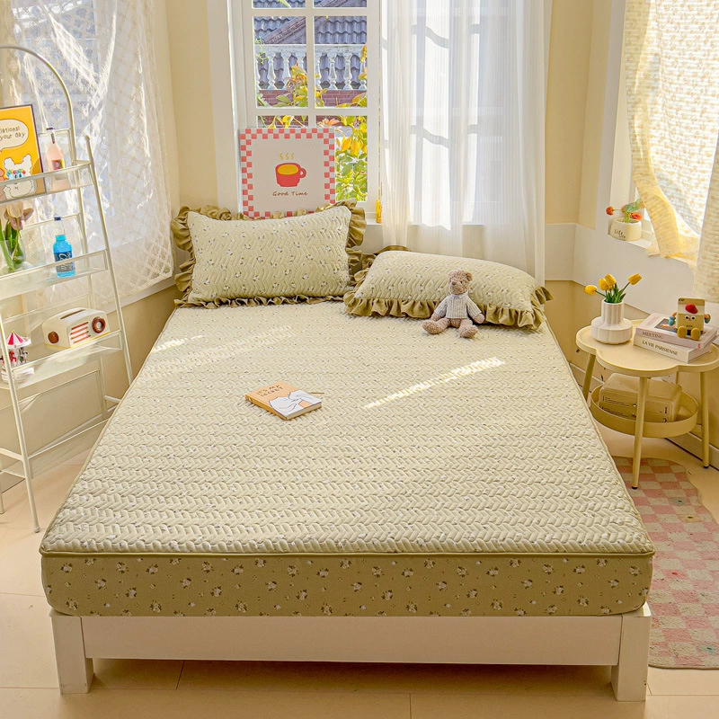 Quilted mattress, protective cover, sheet, universal bedspread