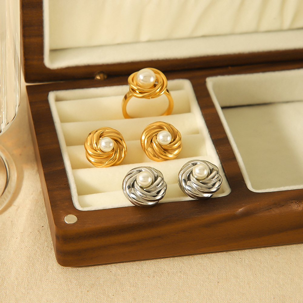 earrings from pearl stainless steel