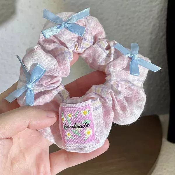 Bow