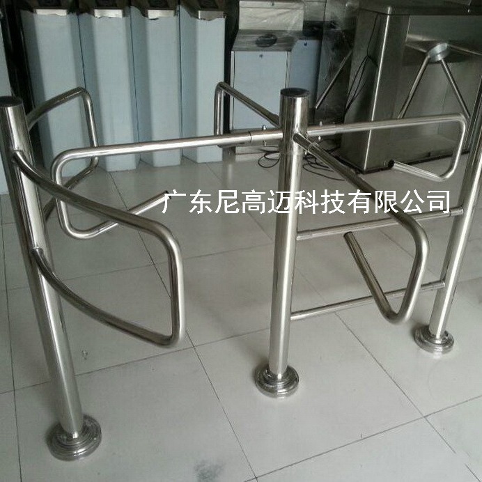 超市入口单向门准进不出十字式栏杆单限通道邯郸浙江景区旋转门禁