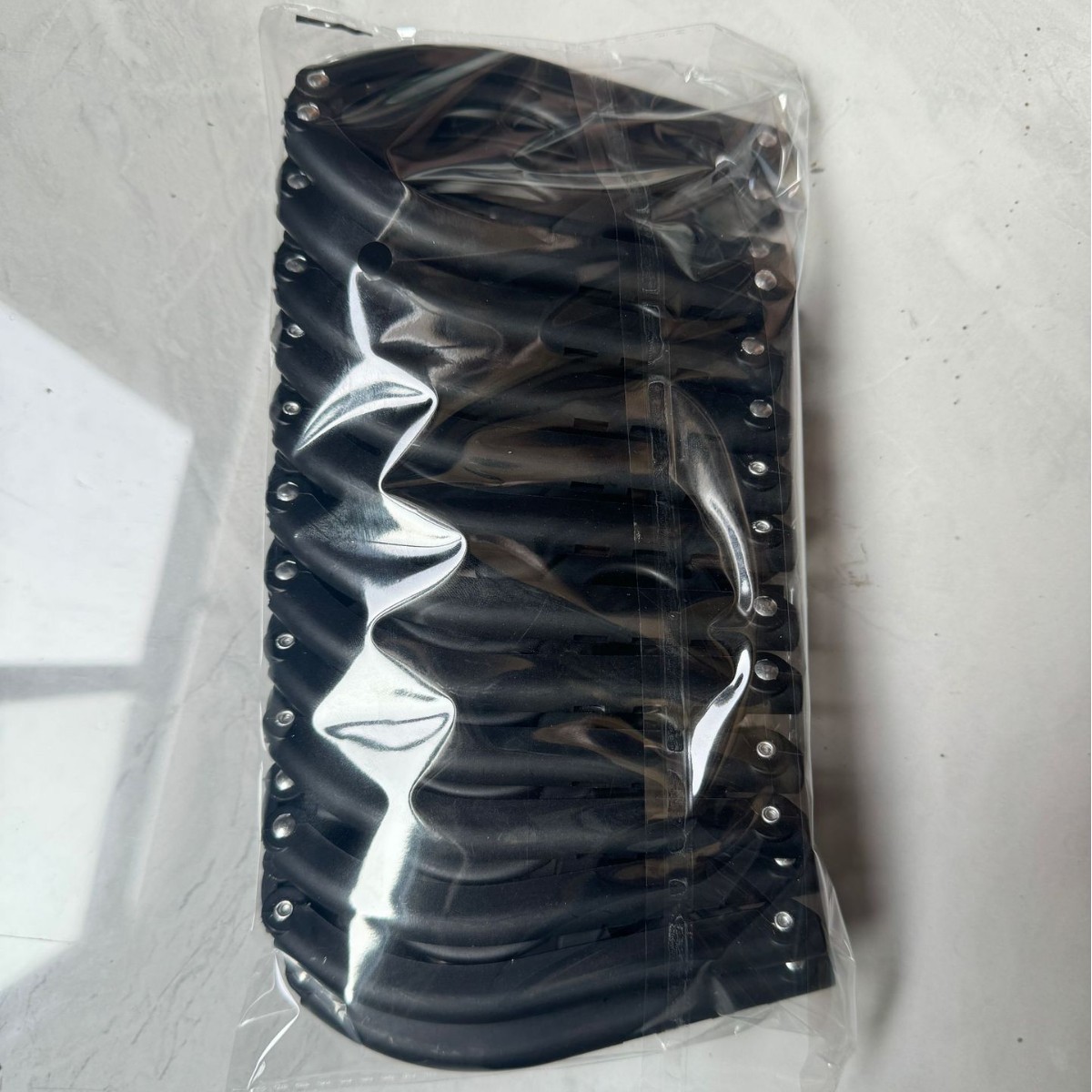 검정색 옷걸이 1 [주문형 포장 지정]