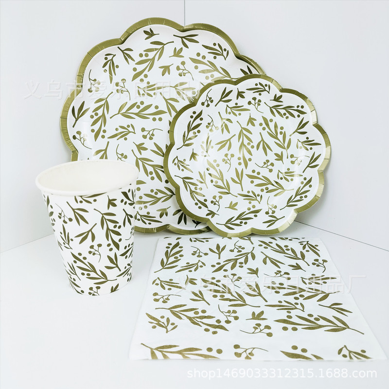 New Vintage Party Plate Wedding Lace Plate Festive Plate Disposable Party Supplies suit