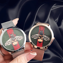 一件代发编织蜜蜂表盘钢带女士小众手表手链时尚日内瓦韩版手表