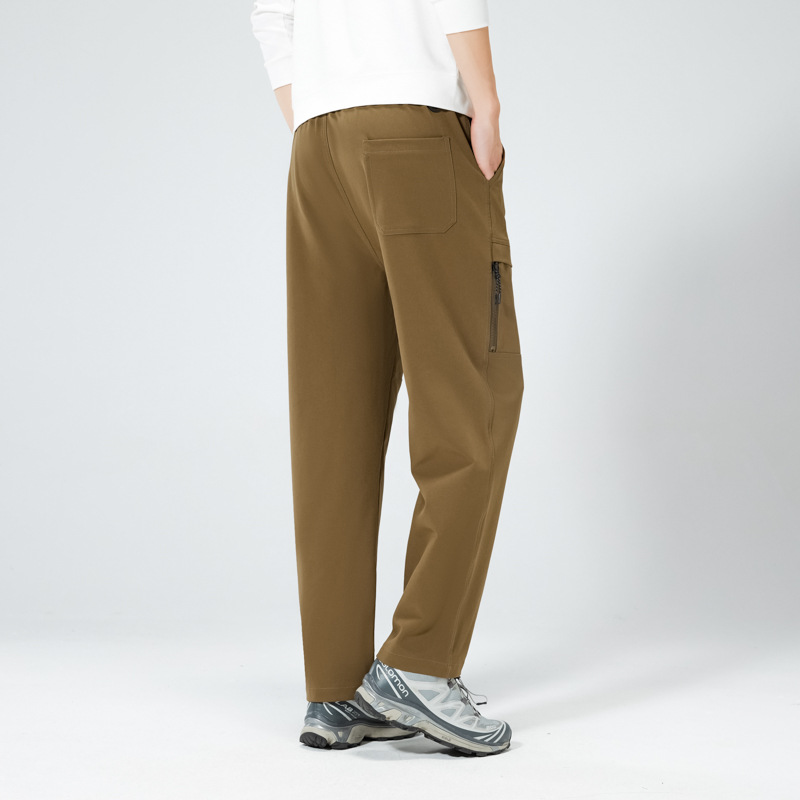 Water repellent trousers for men and women