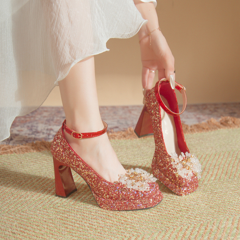 Shiny Red Wedding Shoes for Women 2026 New Style with One-Strap Buckle and Beaded Flowers, Two-Way Wear, Comfortable High Heels for Parties