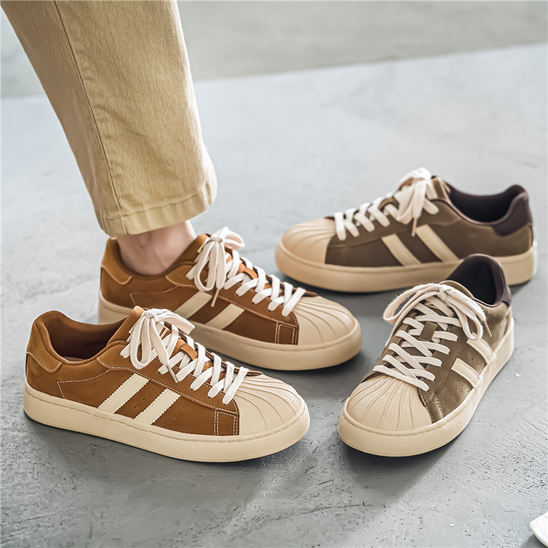 Zapatos de hombre retro Gump casual versátil conchas de cabeza de skate juveniles otoño nuevo tipo de zapatos de entrenamiento alemán de suela suave para hombres