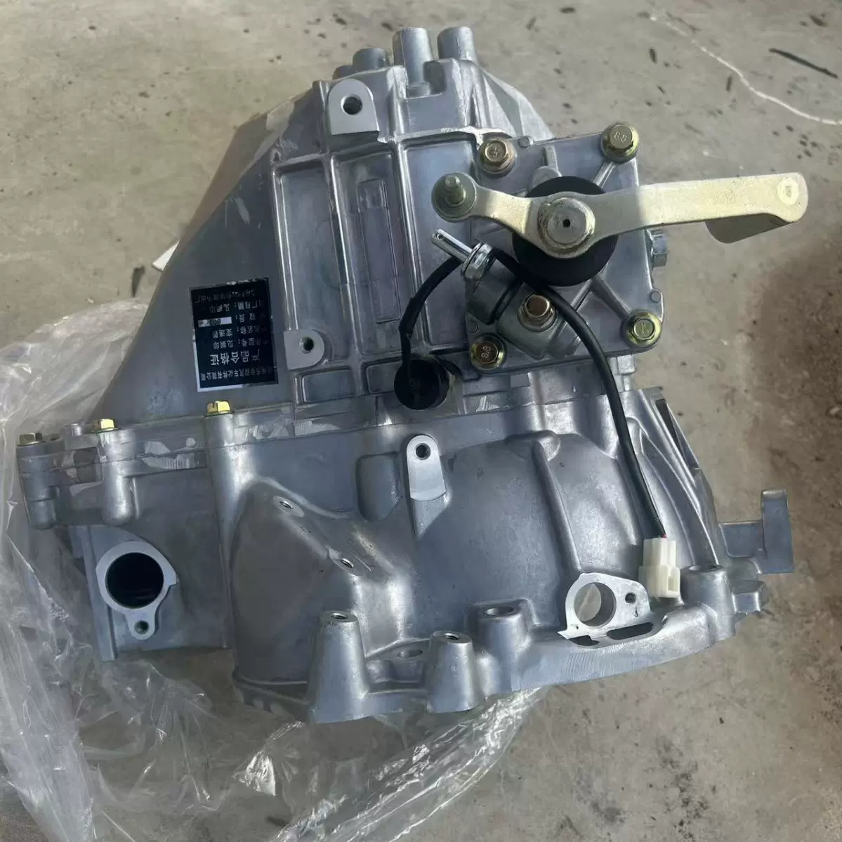 高品质全新力帆1.6变速箱LF481Q11700000B1适用于力帆620