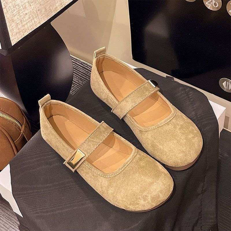 카키색 일반 버전