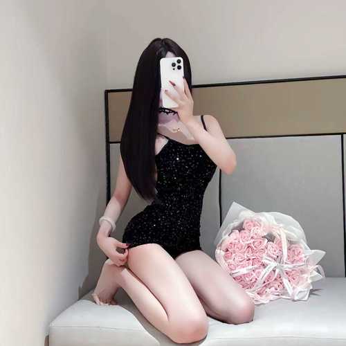 Elegant Western Spring and Summer Women's Sexy Backless Dresses, Pure Desire French Style Glitter Camisole Skirts, Tight Short Skirts, Bustier Dresses