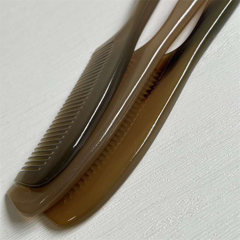 18cm Horn Acupoint Massage Comb Natural Buffalo Horn Hair Comb Scalp Care Detangling Comb for Adults and Children quality and texture
