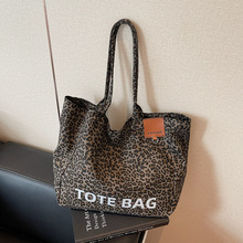 㼑��L���y������Ů2025�¿������ͨ�چμ�����e���������ذ�