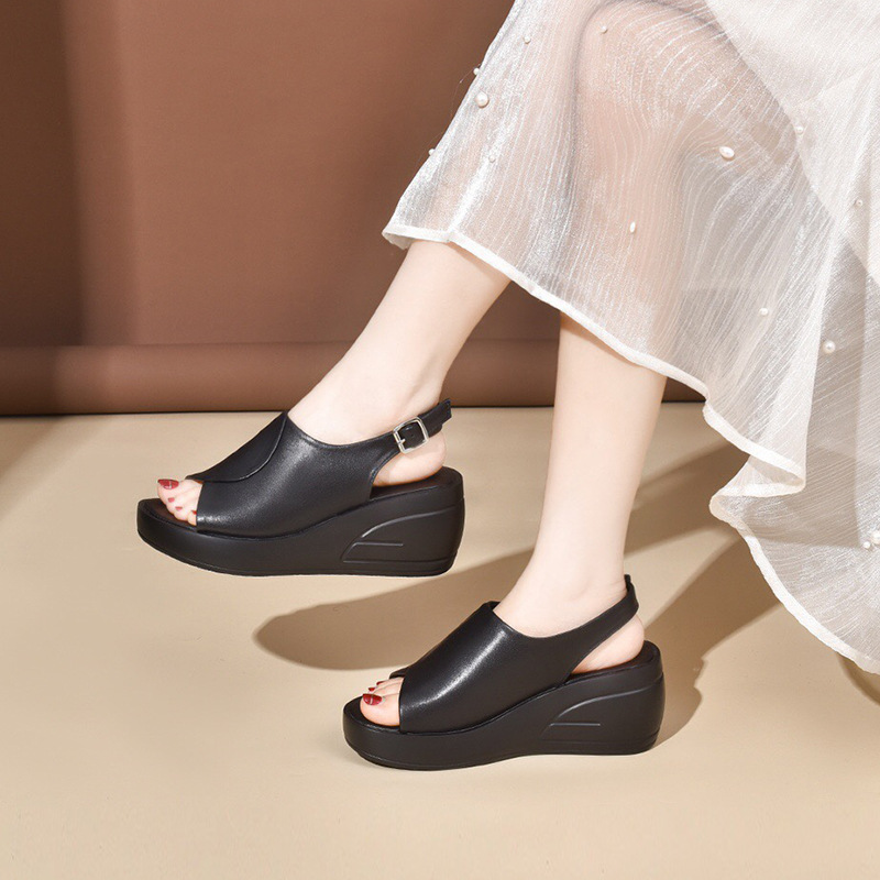 Sandal da thật nữ gót wedge đế xuồng platform cao 9 cm, dáng đế dày thoải mái — Màu đen