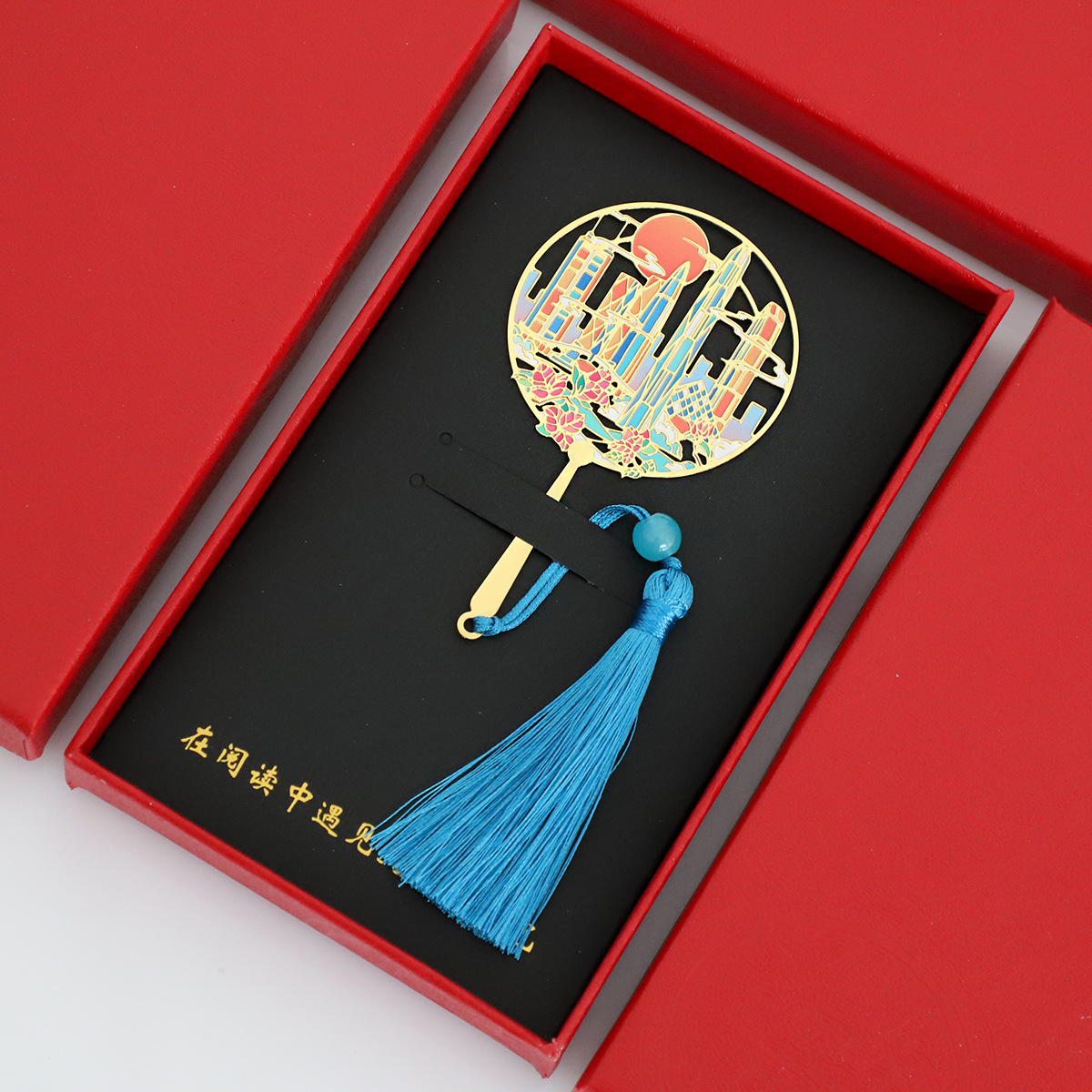 Shenzhen impression tassel (red box)