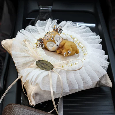 Yilupingan Car Bamboo Charcoal Bag for Odor Removal and Formaldehyde Elimination, Creative Lace Car Decoration, In-Car Fragrance (Aktiv kömürlü qoxu uducular) - sleeping-deer-charcoal-bag-off-white