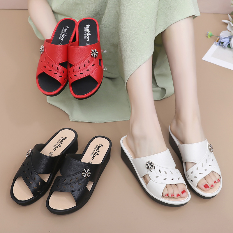 Fashionable women's summer non-slip women's slippers