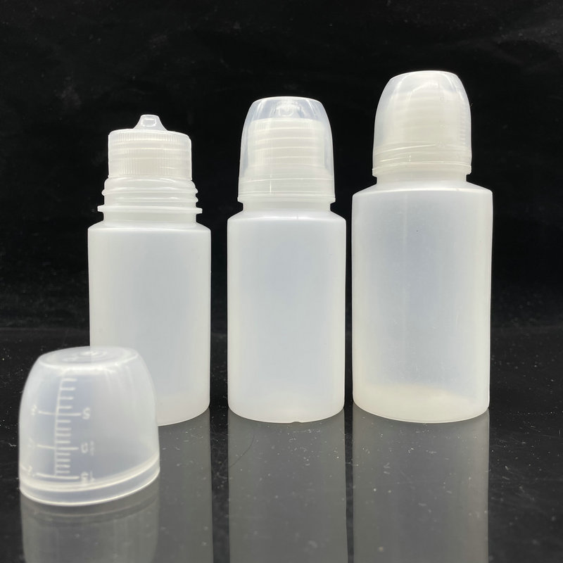 供应50ml60ml100ml塑料瓶 pe刻度瓶鱼药瓶饵料瓶量杯盖密封