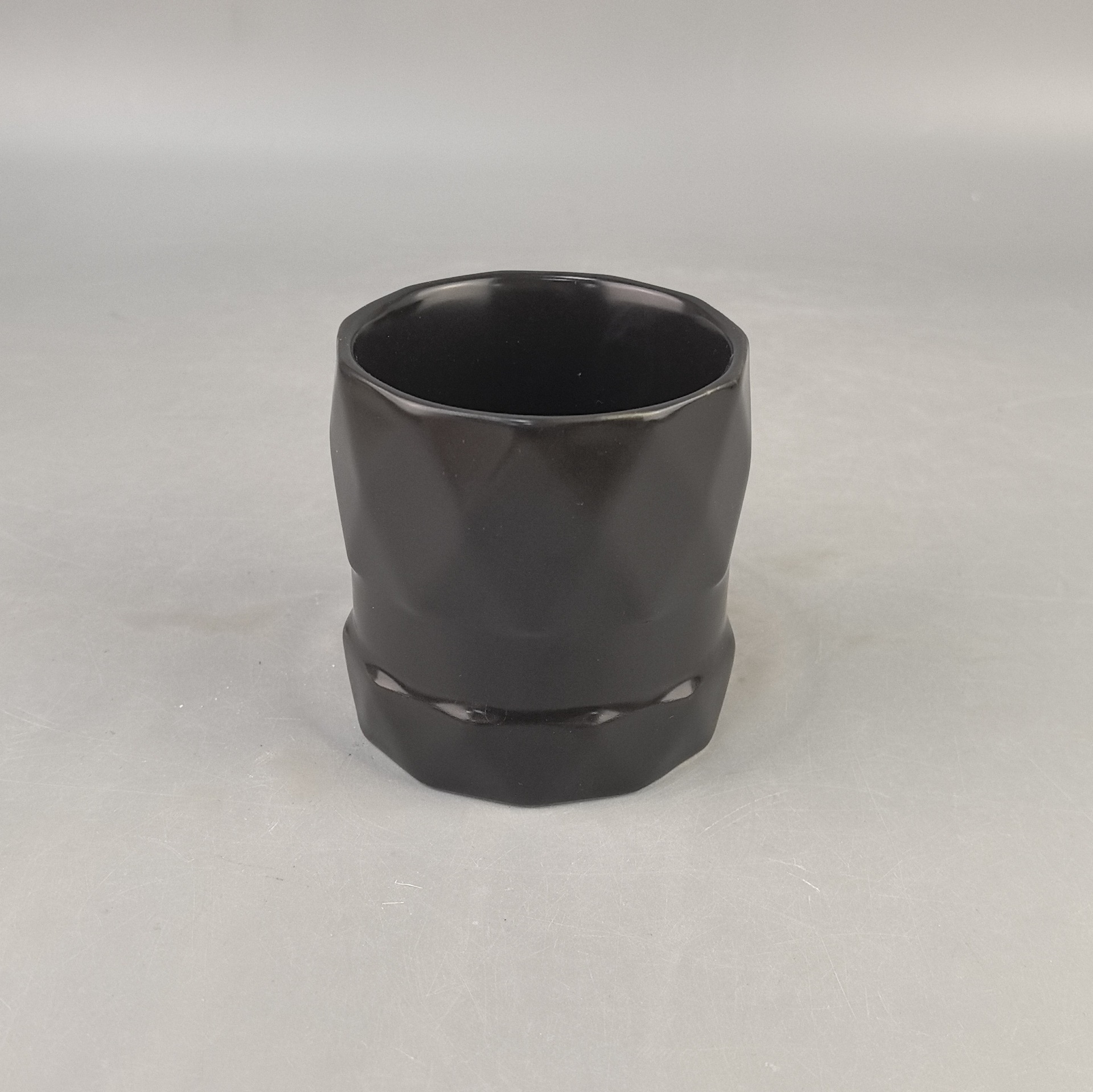 Tazas de desayuno de cerámica de alto valor de pareja tazas de agua tazas de café de temperatura media tazas de marca retro transfronterizas tazas creativas nórdicas