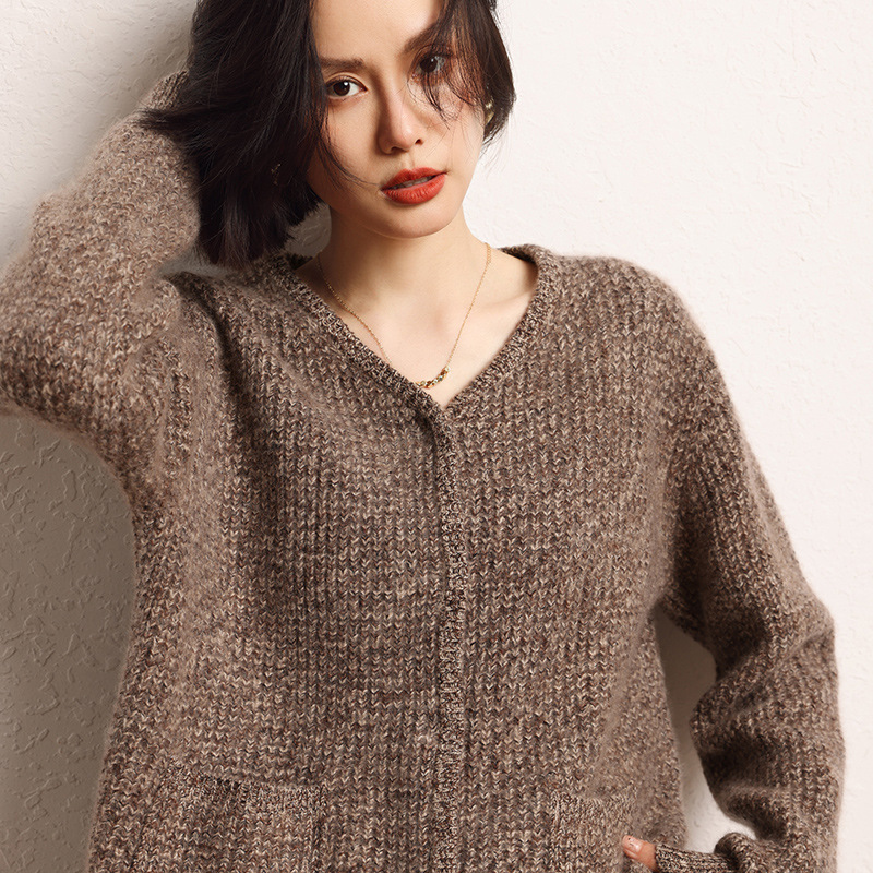 2024 Autumn and Winter New Chanel Style Cashmere Cardigan Women's Casual Loose Wool Knitted Cardigan Jacket Slimming Sweater