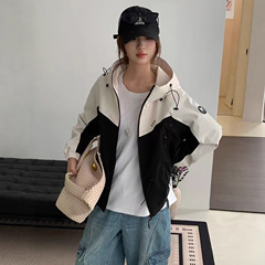 撞色收腰冲锋衣外套女2025秋装新款韩版宽松显瘦连帽工装夹克上衣