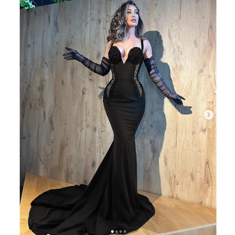 Black Fashion backless halter sexy flower decoration pleated edge tight long niche fishtail and ground dress