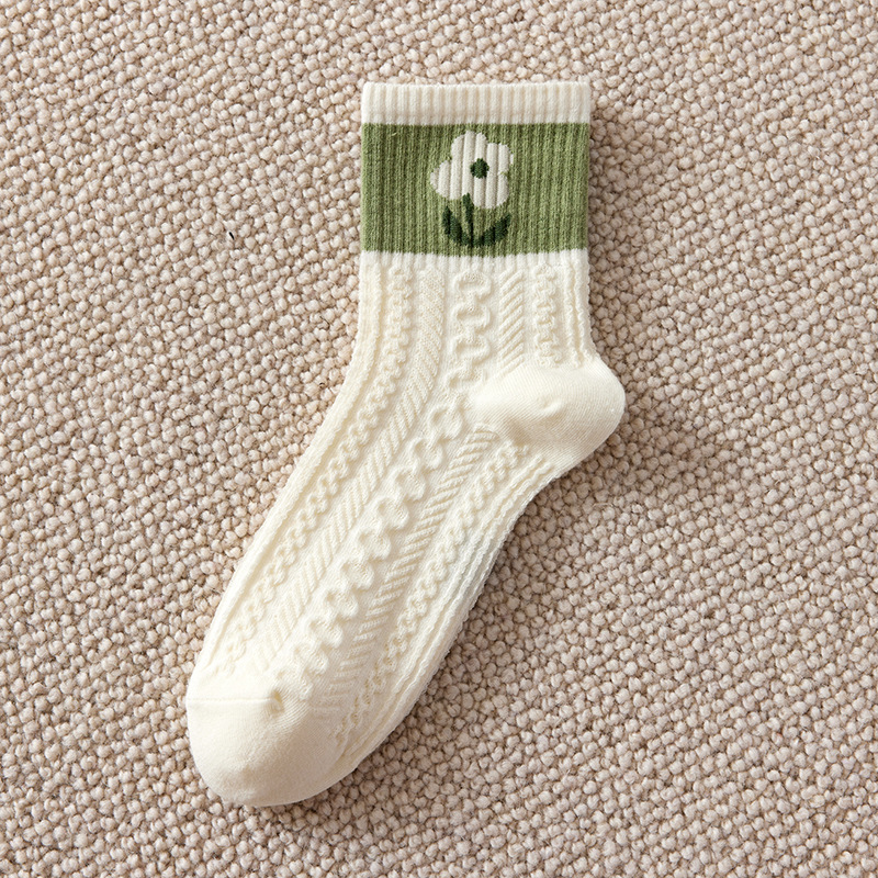 녹색 꽃 중간 튜브 - 흰색 꽃