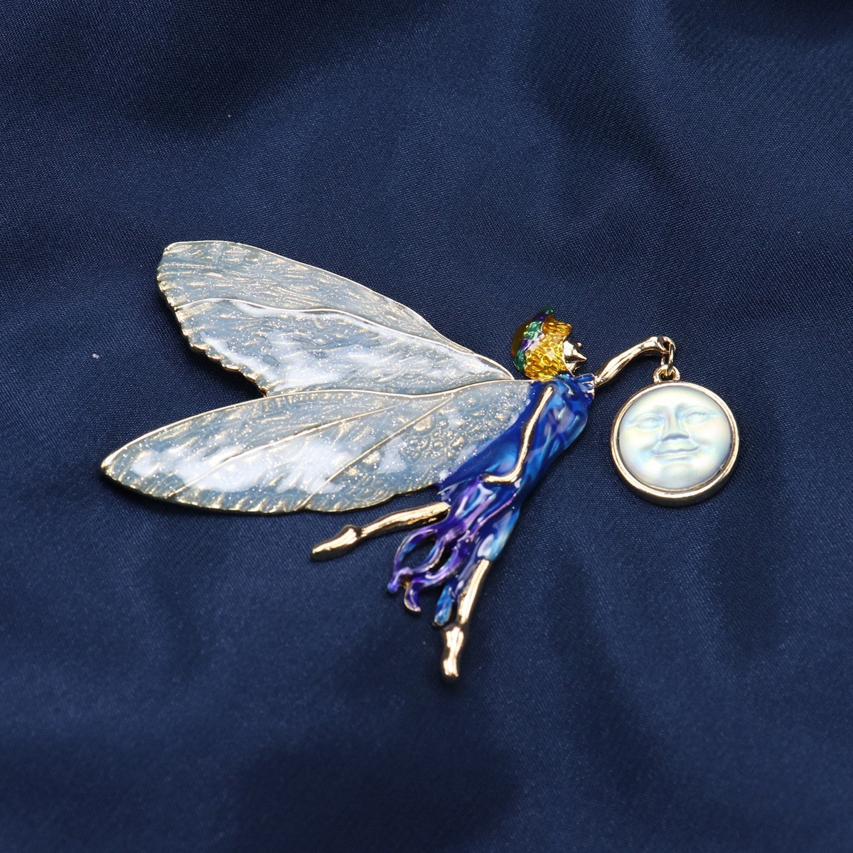 Medieval Vintage Jewelry Leading the Way Fairy Symphony Wings Retro…