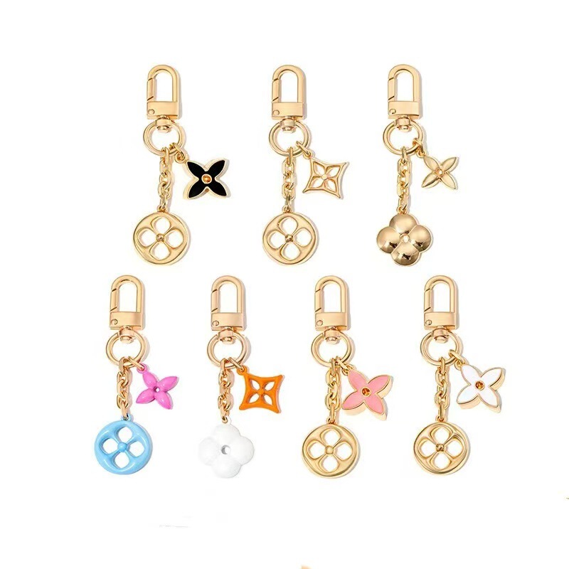 Suitable for Lv New Keychain Pendant, Bag Four-Leaf Clover Decoration, Creative Small Gift Accessory