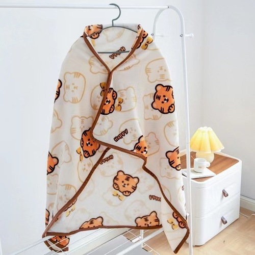 Office shawl blanket ins winter thickened nap blanket single office winter nap milk plush blanket