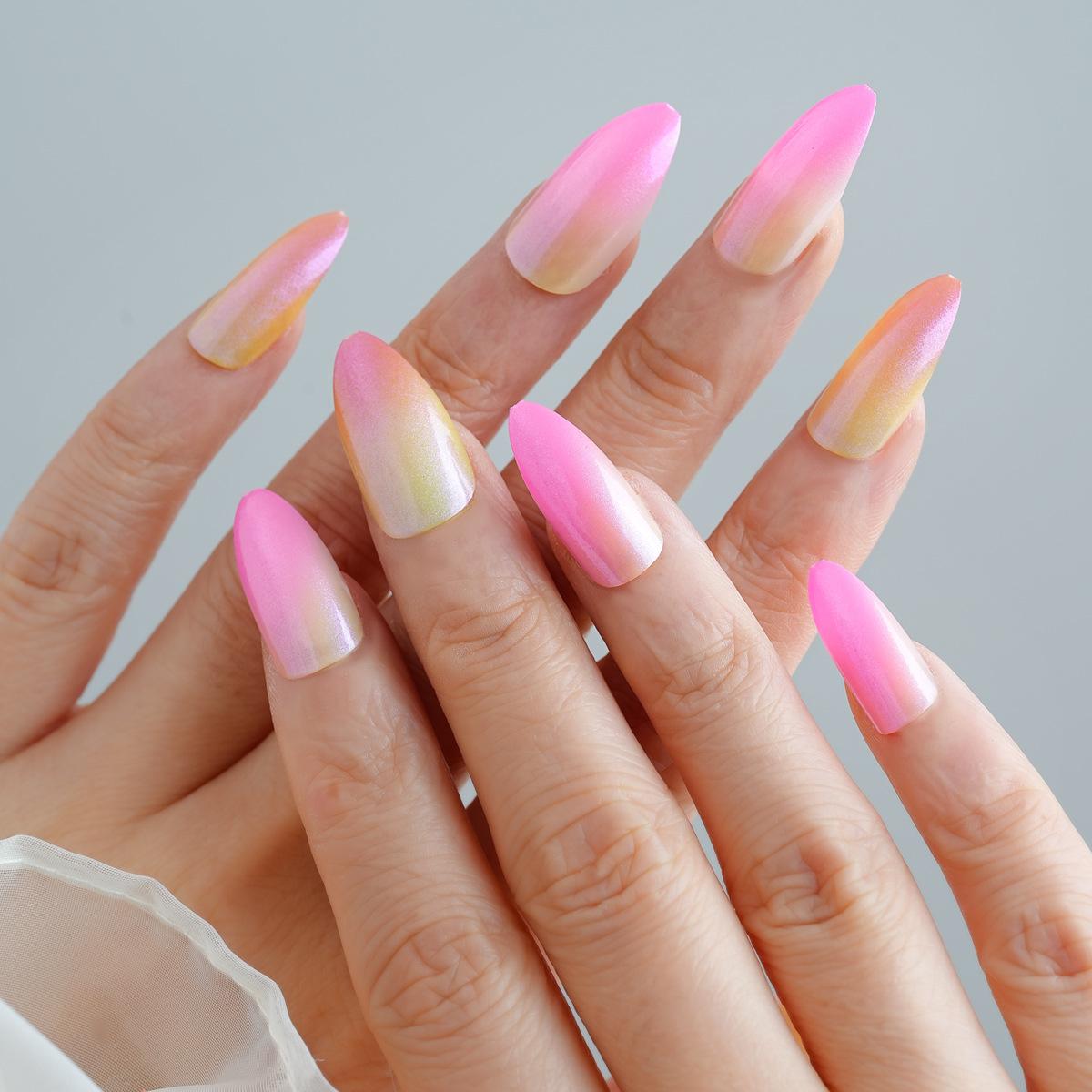 Millones de manchas uñas postizas Uñas postizas Uñas postizas Uñas de uñas portátiles Parche de uñas 24 piezas Suministro del fabricante