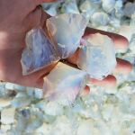 厂家供应 蛋白石原石 香薰石扩香石水晶原石摆件鱼缸布景水晶原石