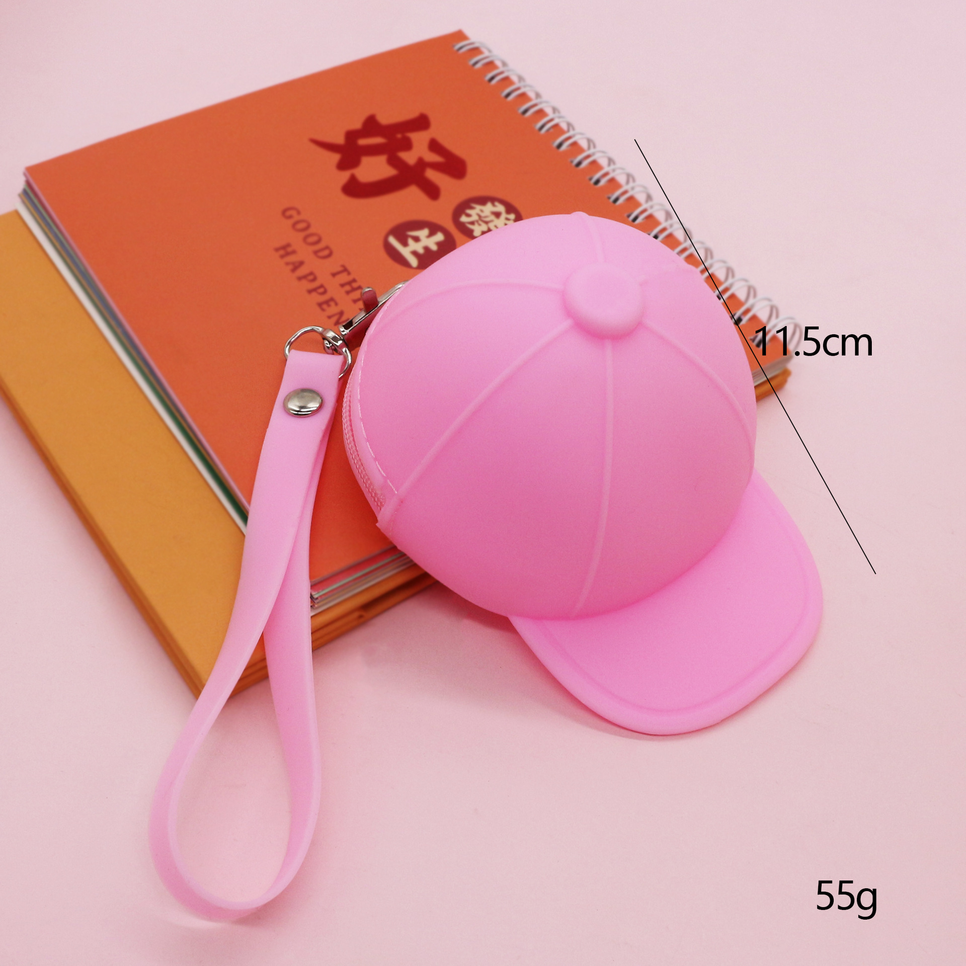 Sombrero rosa y billetera cero